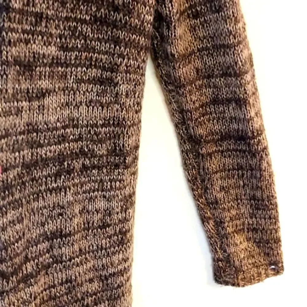 Fringe Sweater - Picture 7 of 9